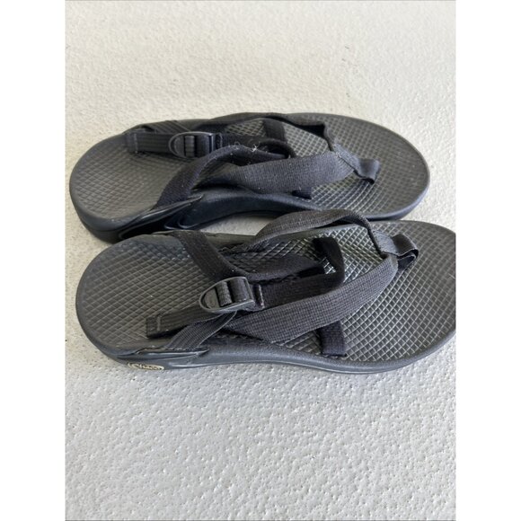 Chaco Classic Womens Size 8 Black Beach Walking Outdoor Strappy Sandals Comfort - Picture 2 of 6